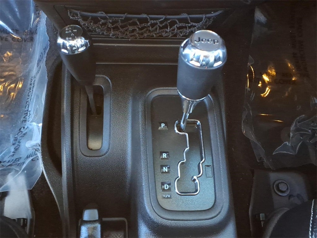 2015 Jeep Wrangler Unlimited Sahara Altitude