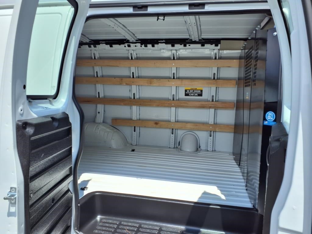 2024 Chevrolet Express 2500 Work Van Cargo