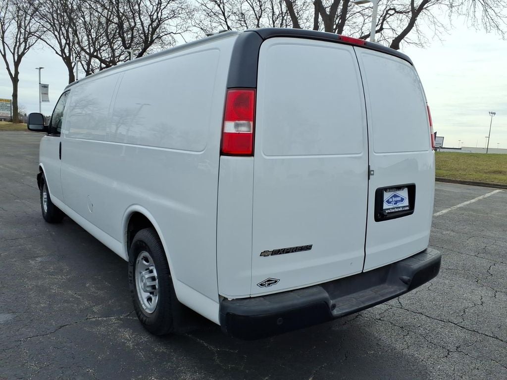 2017 Chevrolet Express 3500 Work Van Cargo