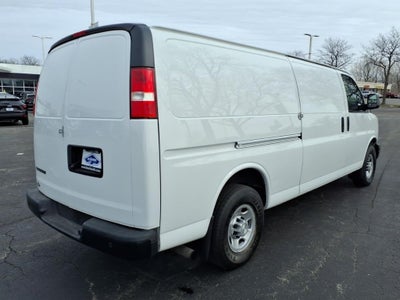 2017 Chevrolet Express 3500 Work Van Cargo