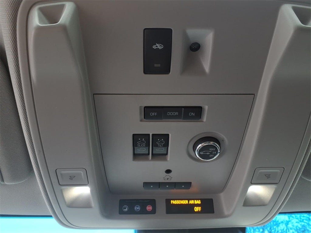 2017 Cadillac Escalade ESV Luxury