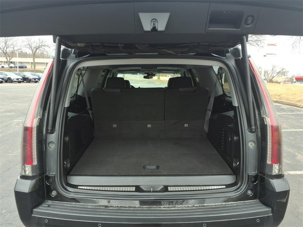 2017 Cadillac Escalade ESV Luxury