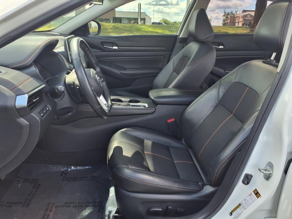 2021 Nissan Altima 2.0 SR