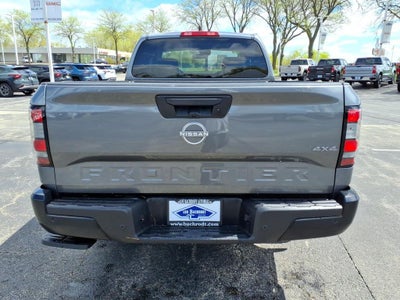 2022 Nissan Frontier S