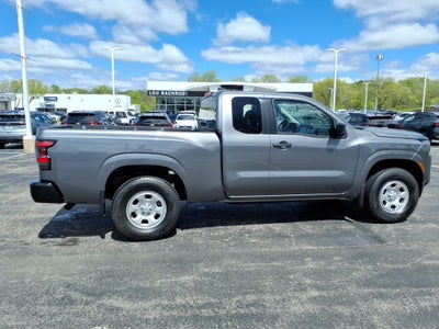 2022 Nissan Frontier S