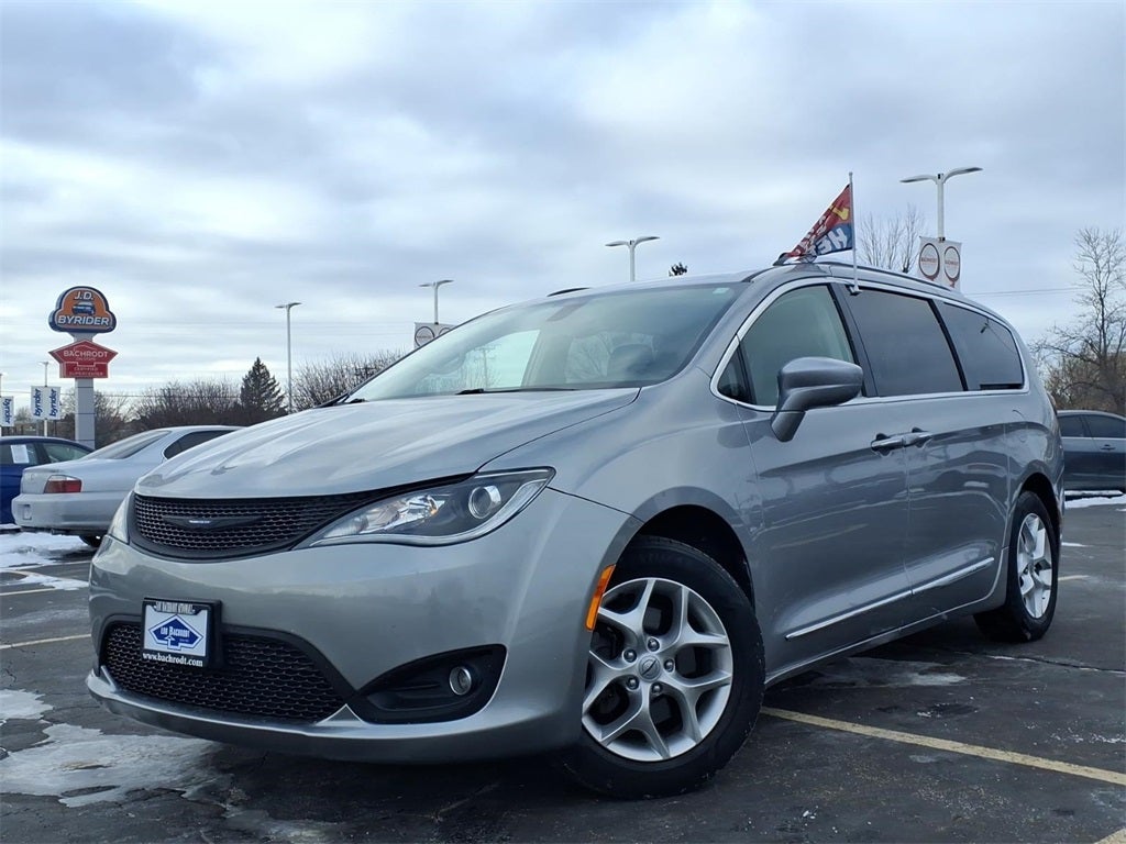2018 Chrysler Pacifica Touring L Plus