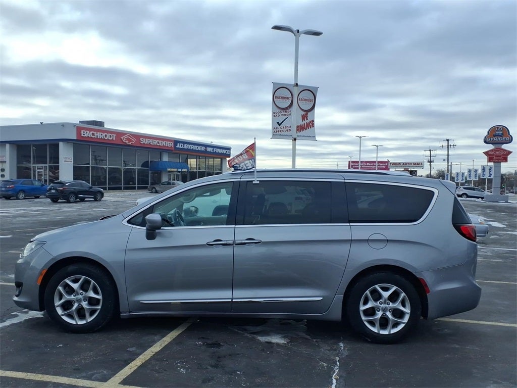 2018 Chrysler Pacifica Touring L Plus