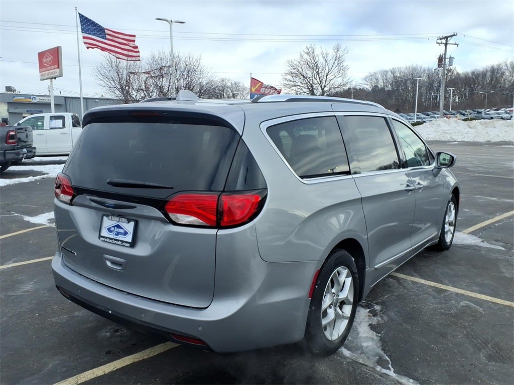2018 Chrysler Pacifica Touring L Plus