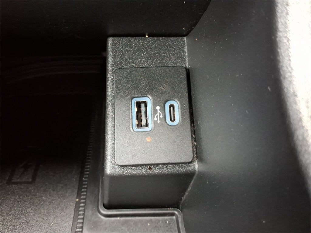 2022 Ford Edge ST Line