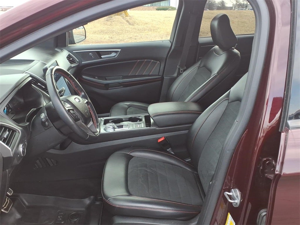 2022 Ford Edge ST Line