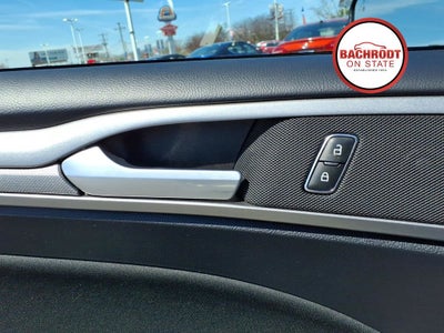 2020 Ford Fusion SE