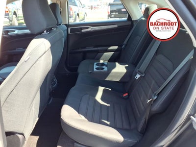 2020 Ford Fusion SE