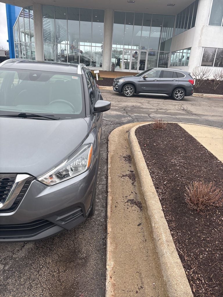 2020 Nissan Kicks SV