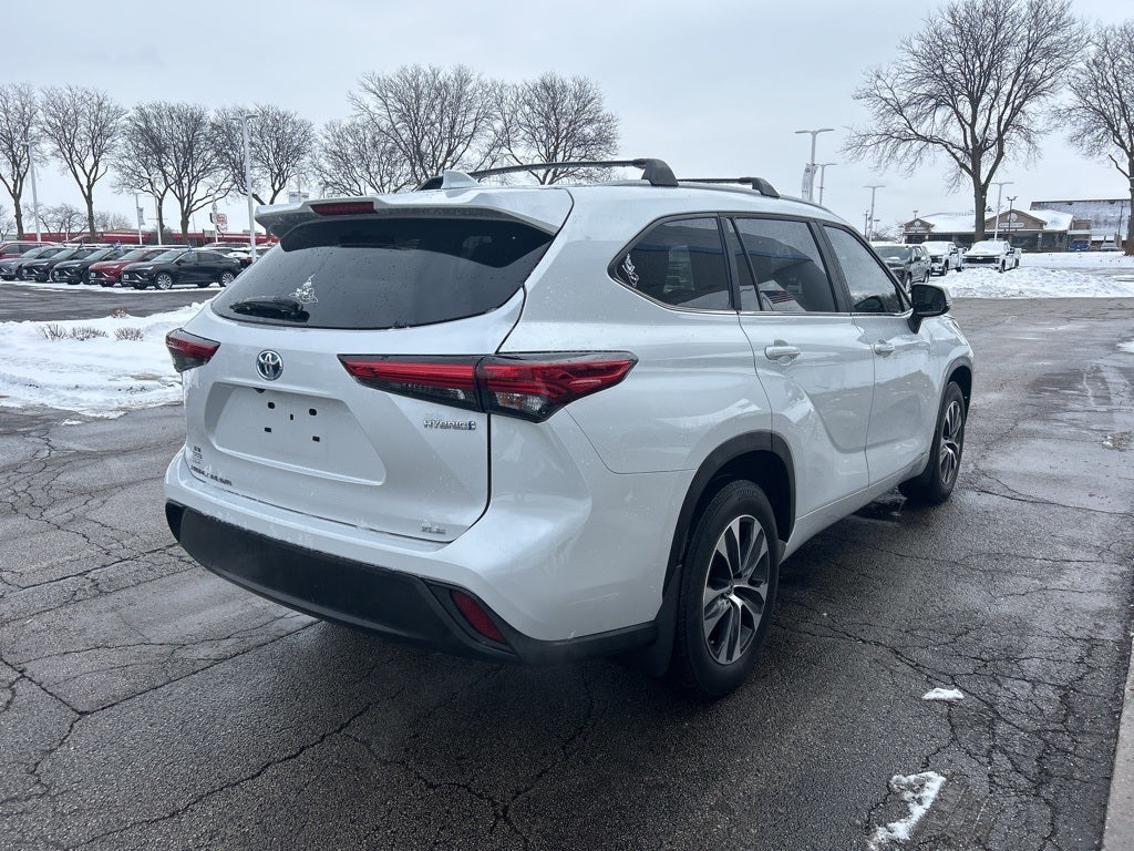 2023 Toyota Highlander Hybrid XLE