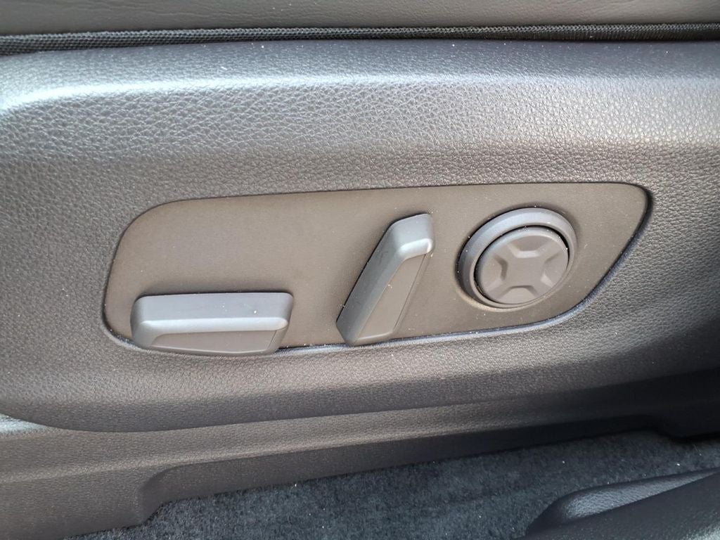 2025 Kia Carnival Hybrid EX