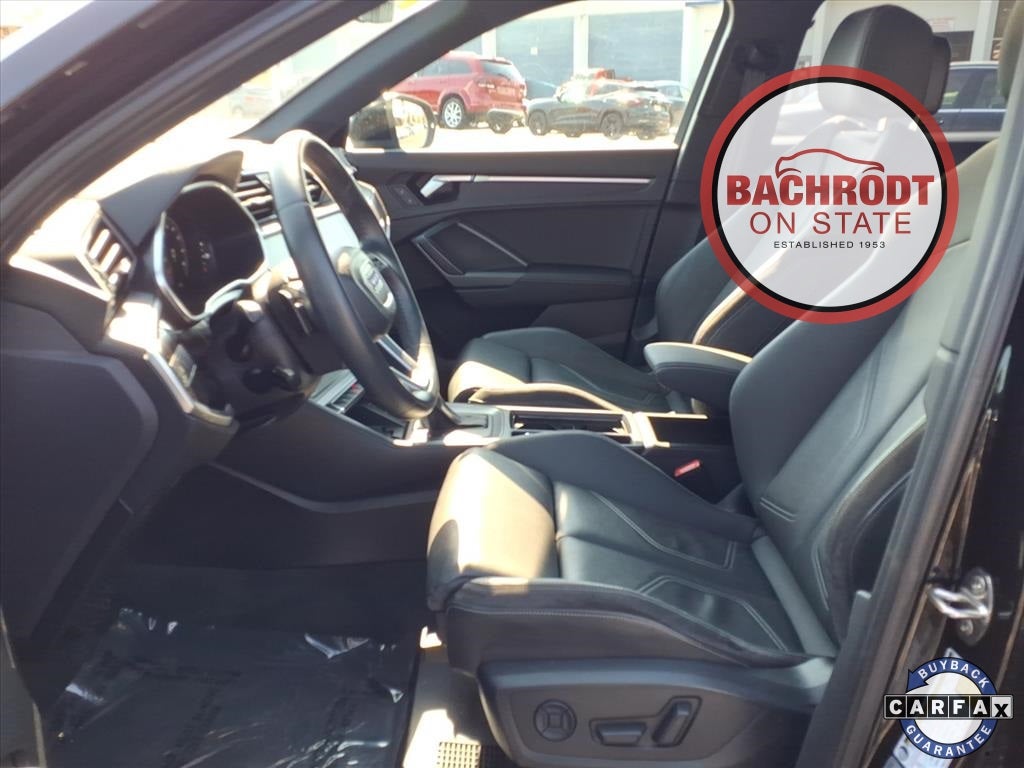 2019 Audi Q3 2.0T Prestige S line quattro