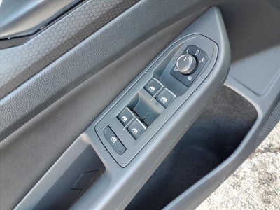 2024 Volkswagen Golf GTI Autobahn