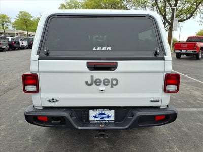 2022 Jeep Gladiator Overland