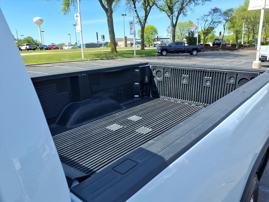 2025 Chevrolet Silverado LT