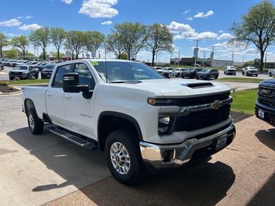 2025 Chevrolet Silverado LT