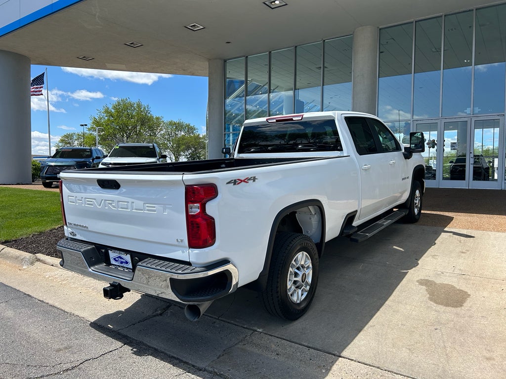 2025 Chevrolet Silverado LT