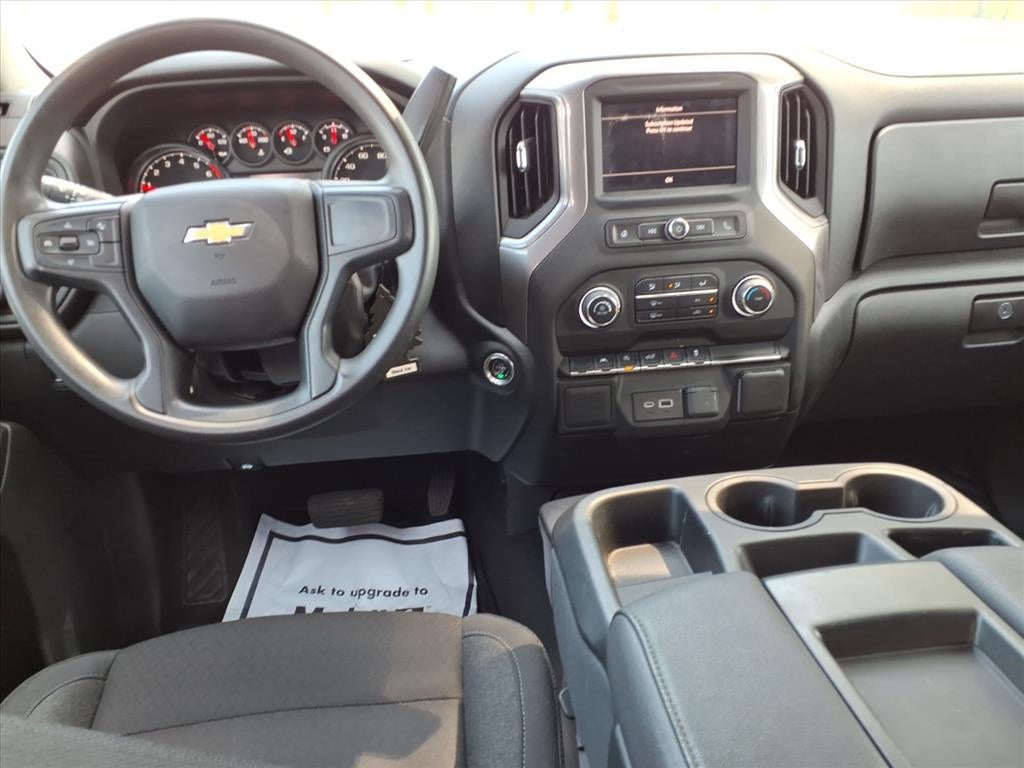 2024 Chevrolet Silverado Custom