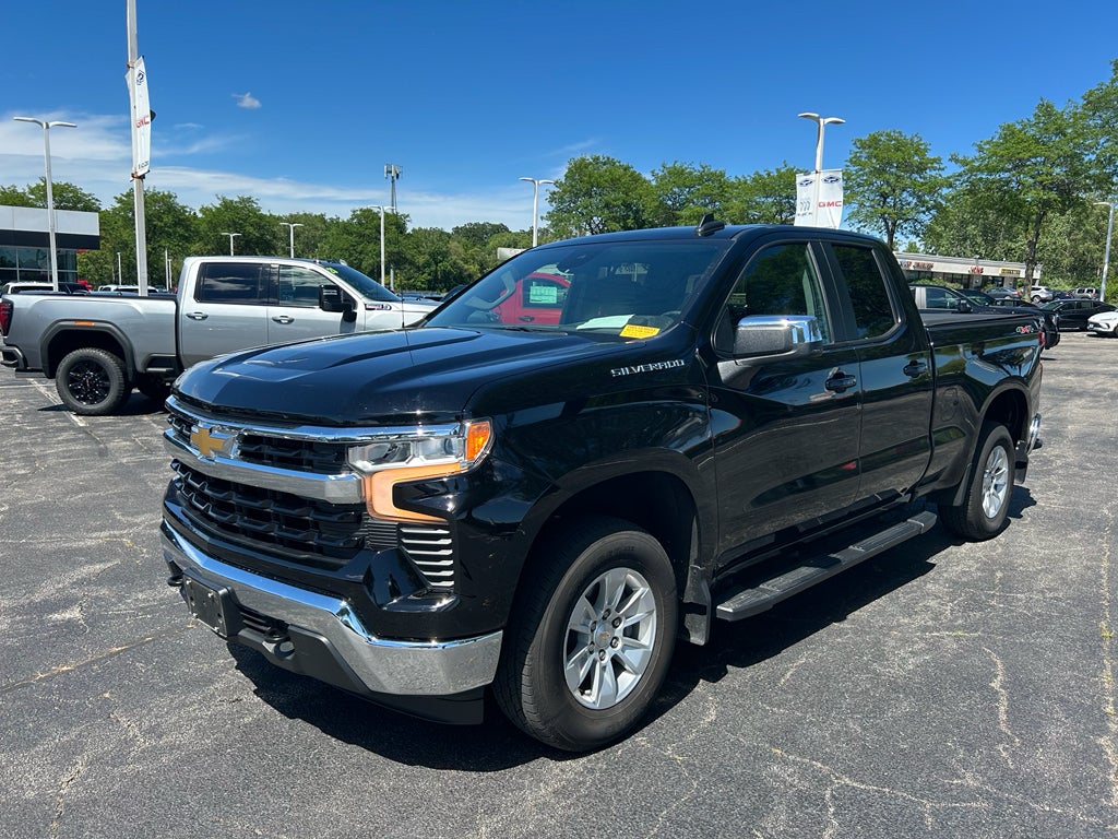2023 Chevrolet Silverado LT
