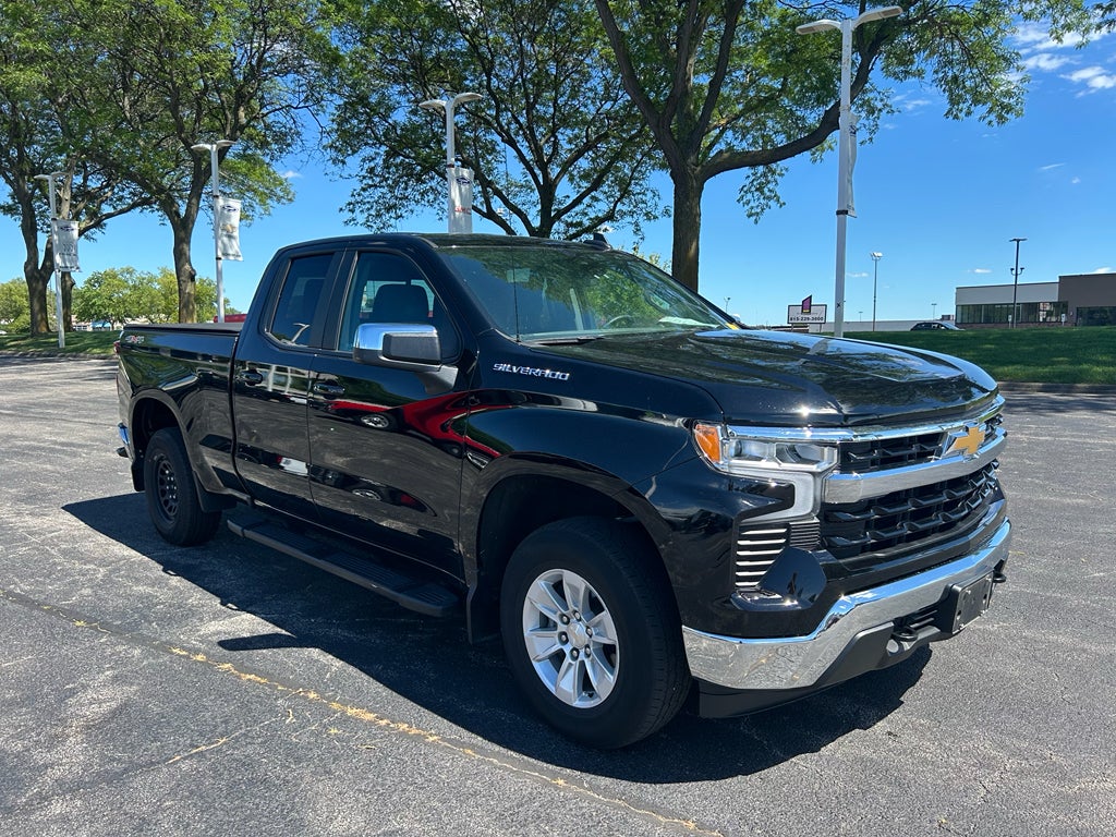 2023 Chevrolet Silverado LT