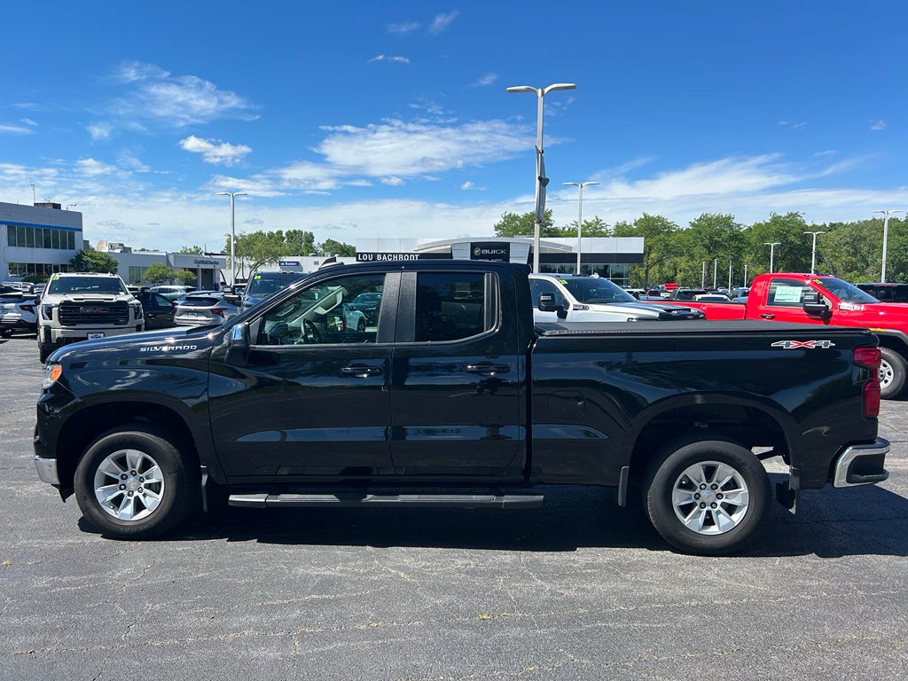2023 Chevrolet Silverado LT