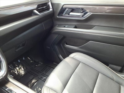 2025 GMC Yukon Elevation