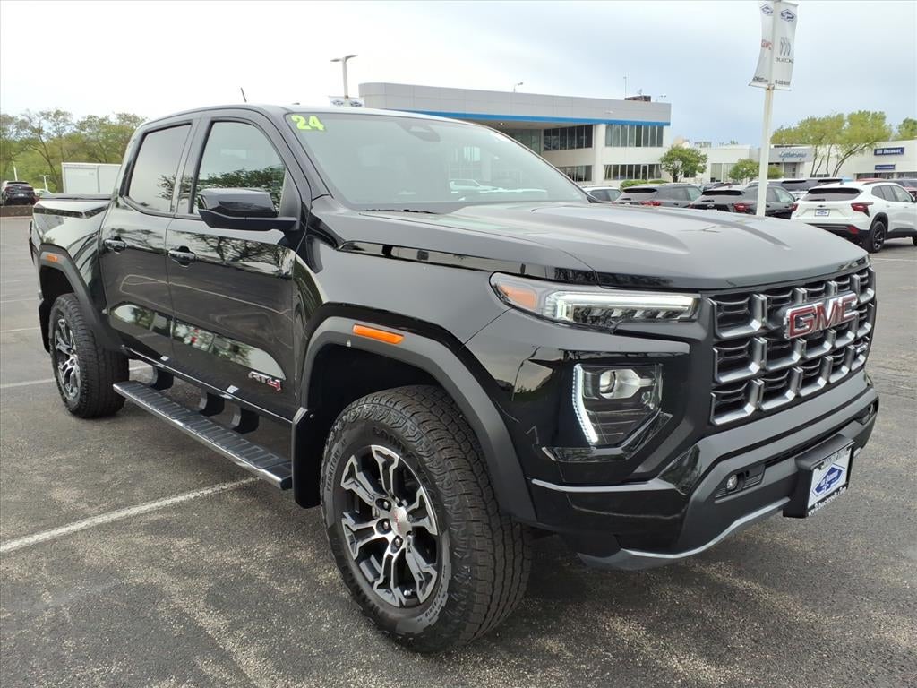 2024 GMC Canyon 4WD AT4