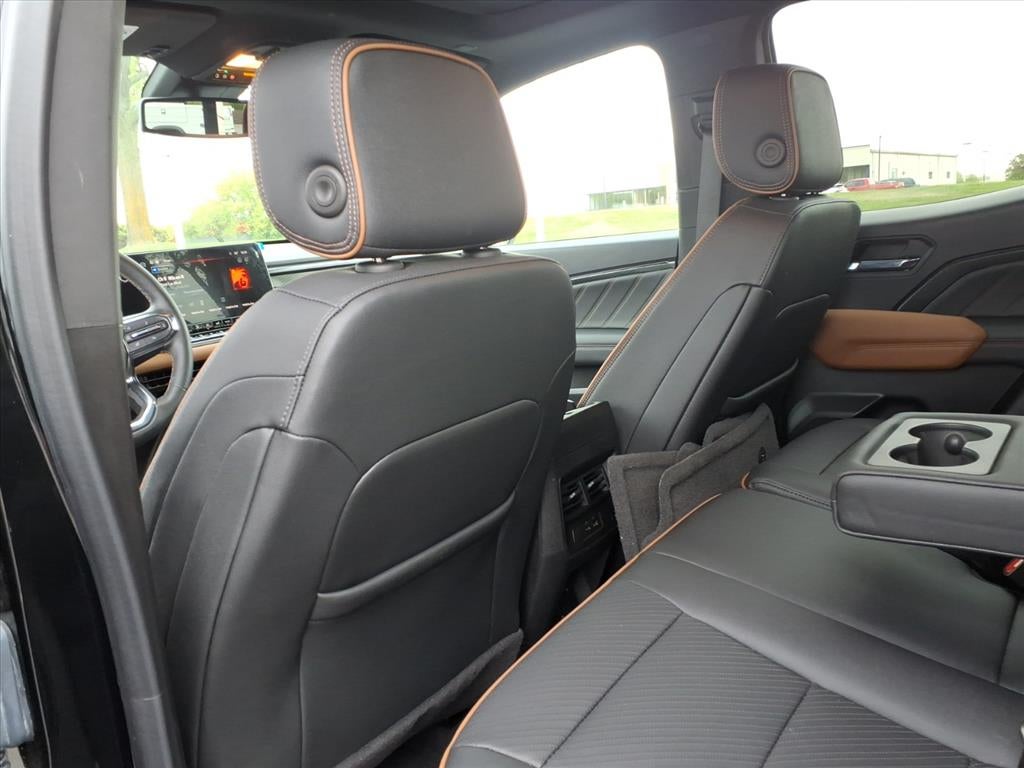 2024 GMC Canyon 4WD AT4