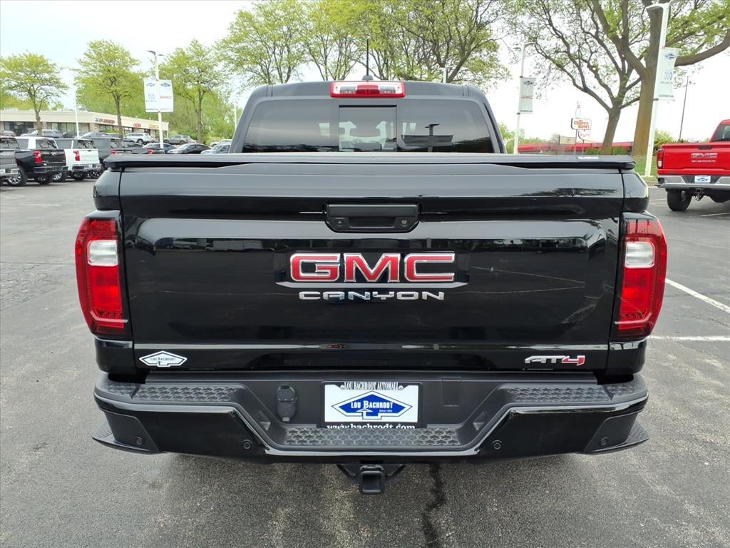 2024 GMC Canyon 4WD AT4