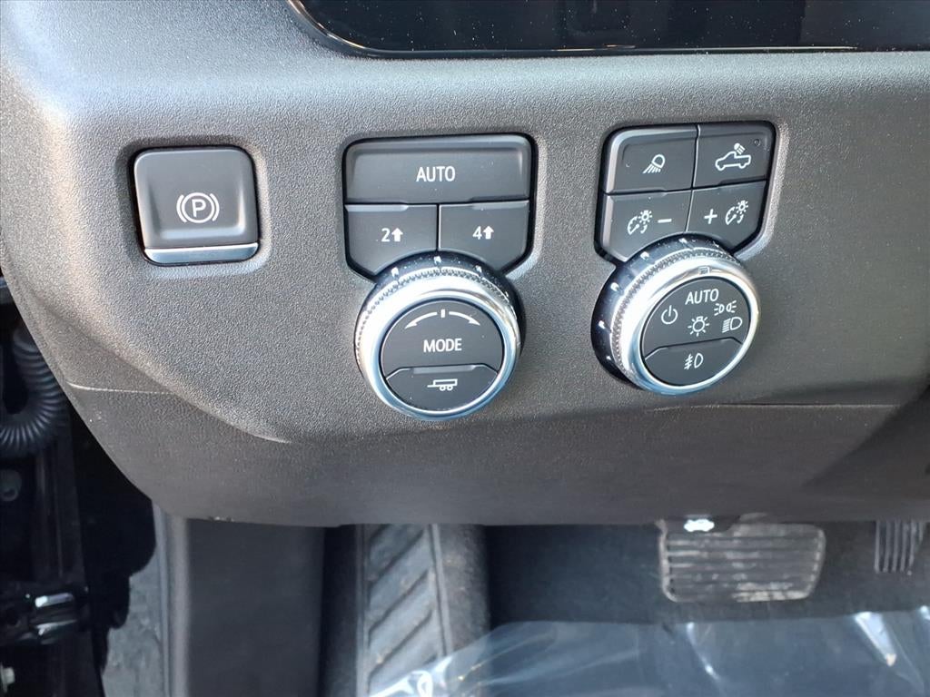 2024 GMC Sierra Elevation