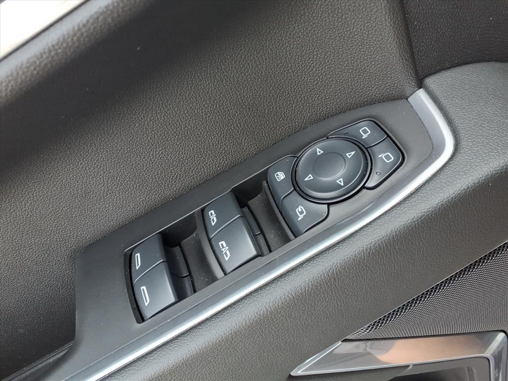 2025 GMC Sierra SLT