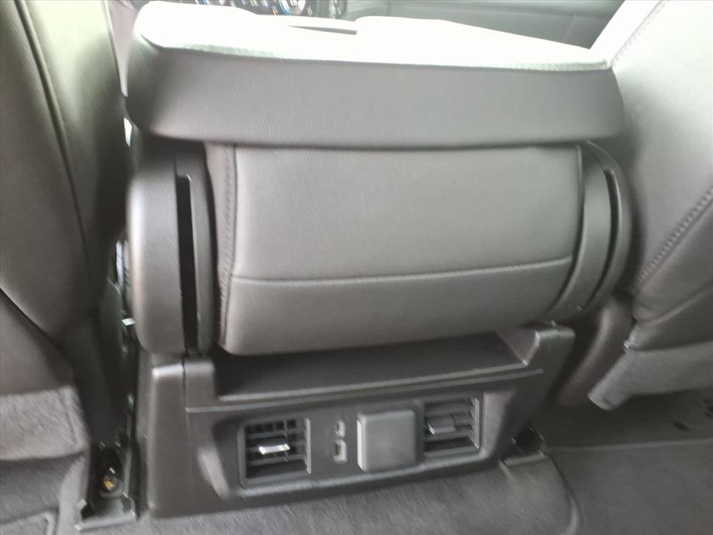 2025 GMC Sierra SLT