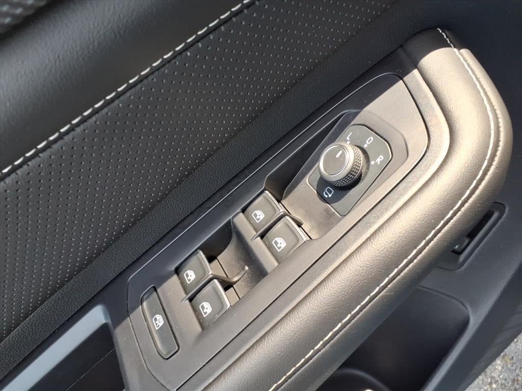 2024 Volkswagen Atlas Cross Sport 2.0T SEL Premium R-Line