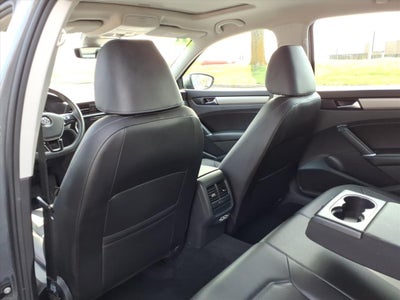 2022 Volkswagen Passat 2.0T SE
