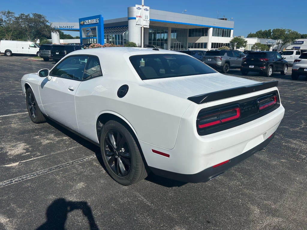 2023 Dodge Challenger SXT