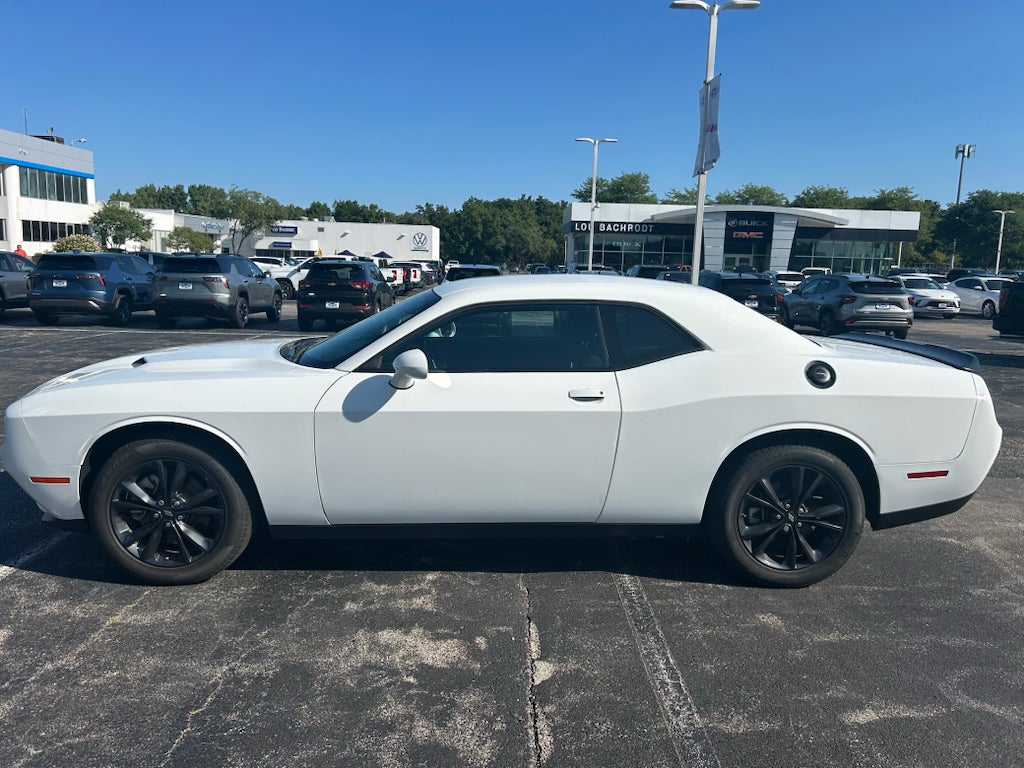 2023 Dodge Challenger SXT