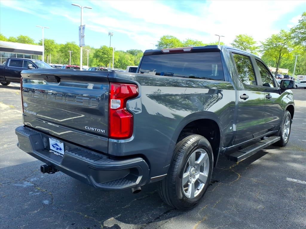 2021 Chevrolet Silverado Custom