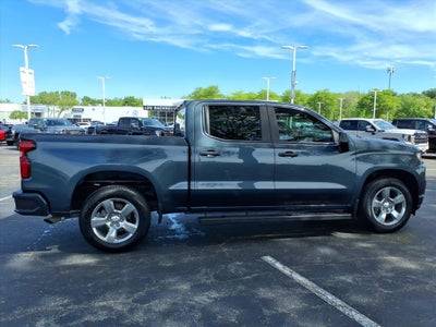 2021 Chevrolet Silverado Custom
