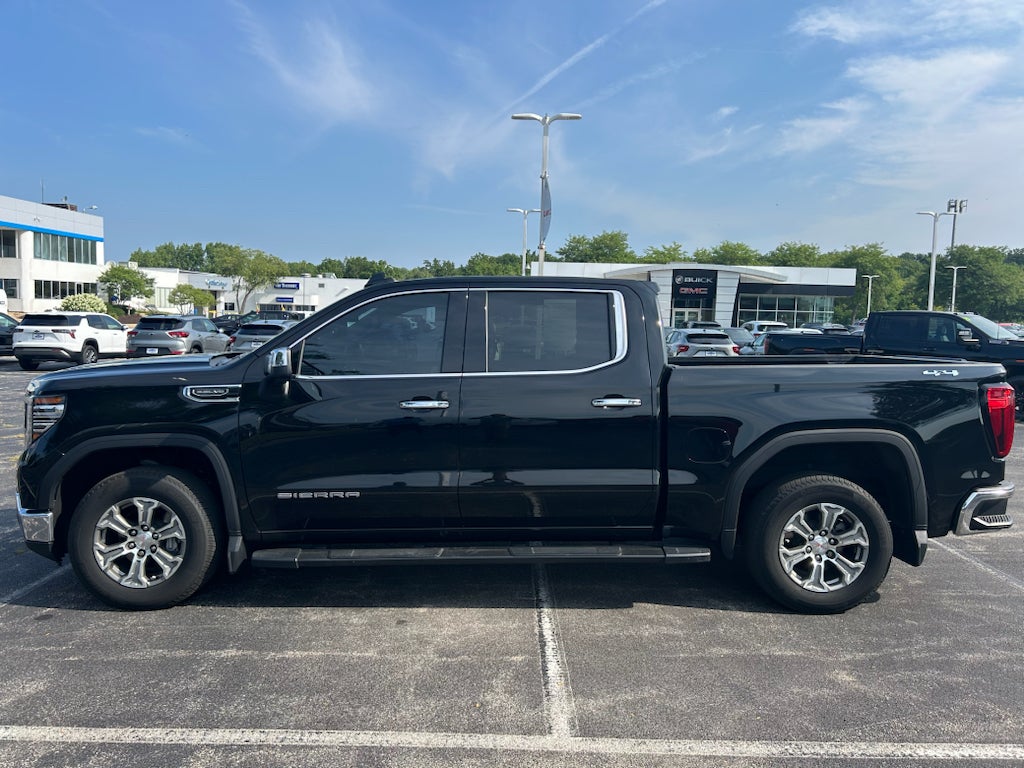 2022 GMC Sierra SLT