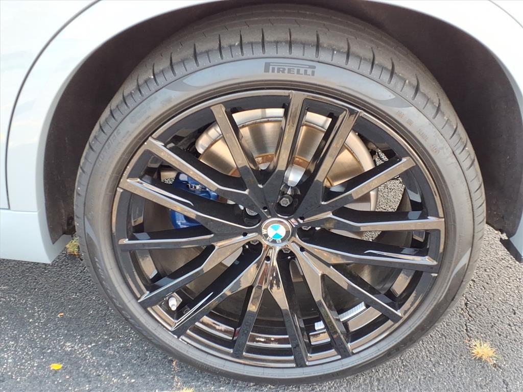 2026 BMW X5 M60i