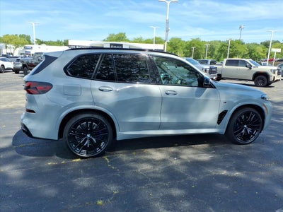 2026 BMW X5 M60i
