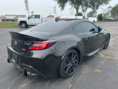 2024 Toyota GR86 Premium