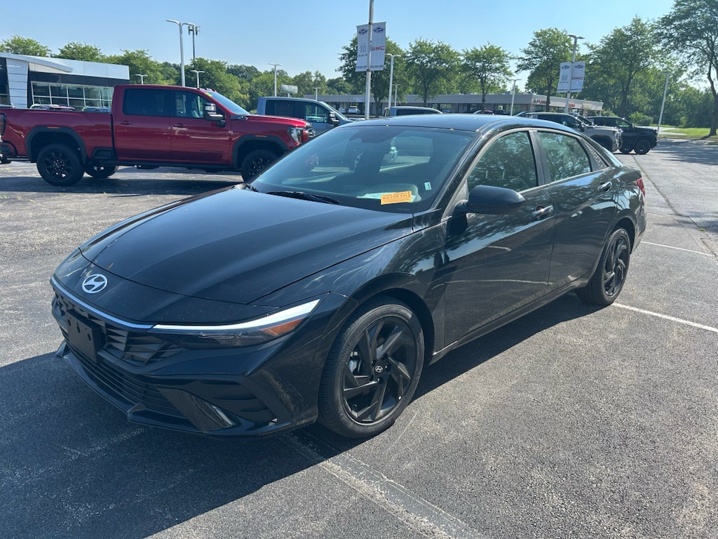 2026 Hyundai Elantra SEL Sport