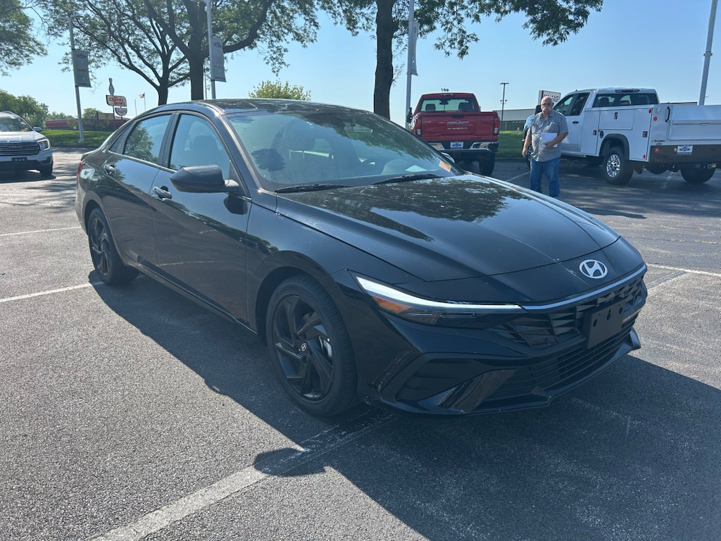 2026 Hyundai Elantra SEL Sport