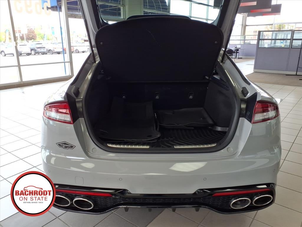 2022 Kia Stinger GT1