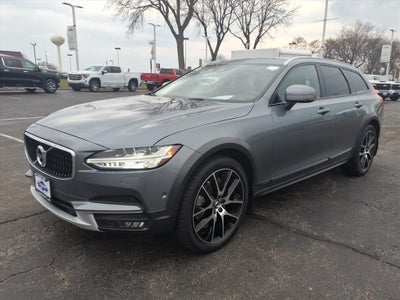 2018 Volvo V90 Cross Country T6